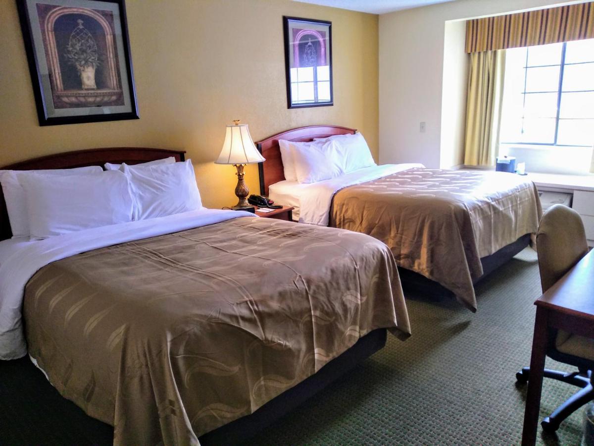 Quality Inn & Suites Prestonsburg Next To Mountain Arts Center Exterior foto